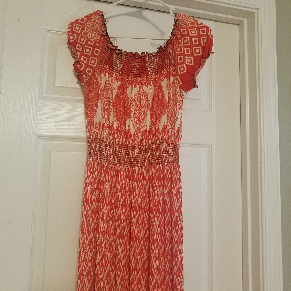 Dress - Picture 2 of 2